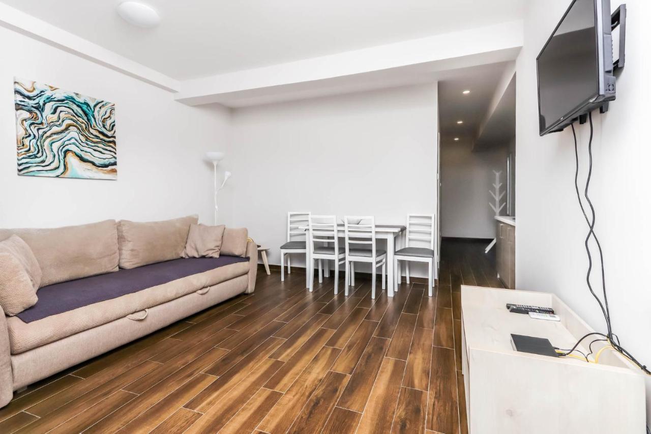 Timea Apartment 티바트 외부 사진