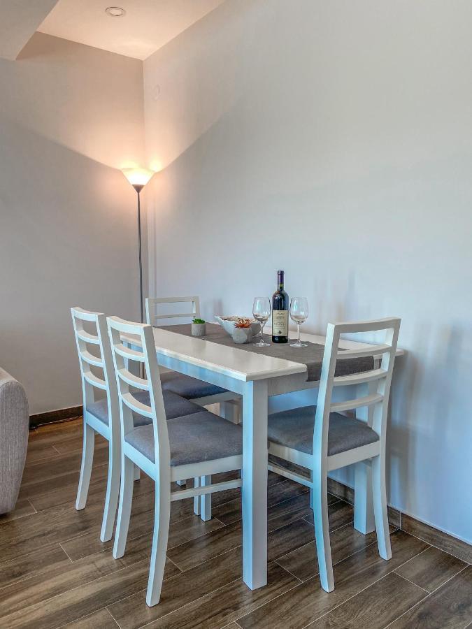 Timea Apartment 티바트 외부 사진
